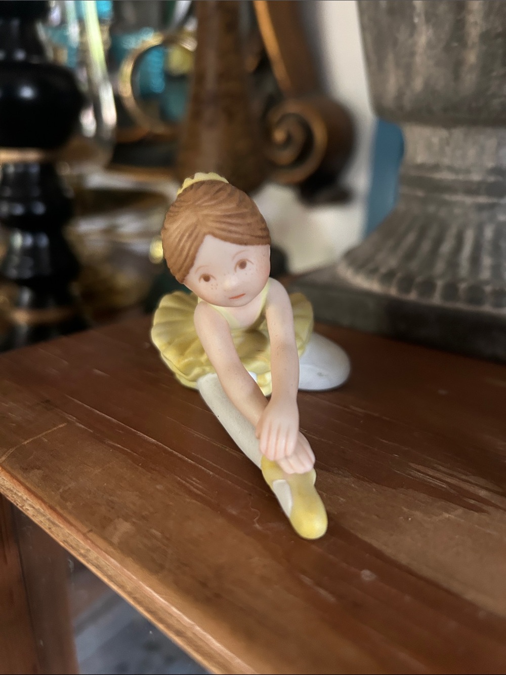 Vintage HOLLY HOBBIE Porcelain Ballerina Figurine - Picture 2 of 8